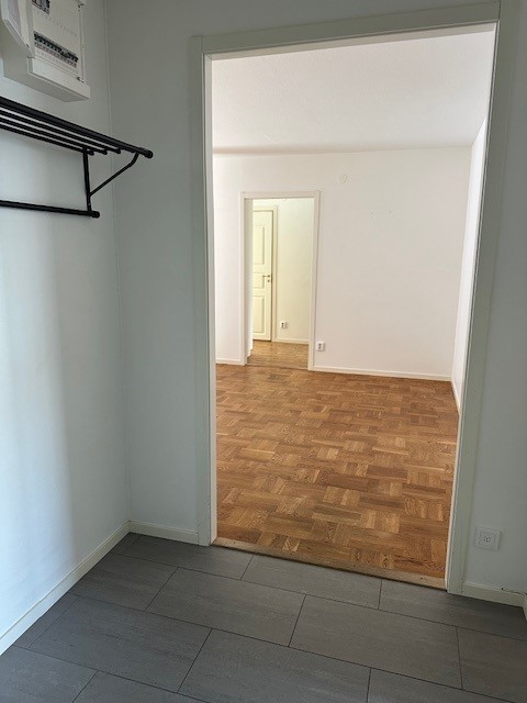 hall2